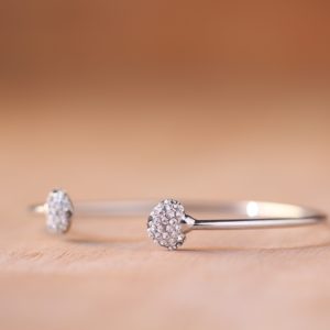 Silver-colored Bracelet With Clear Gemstones